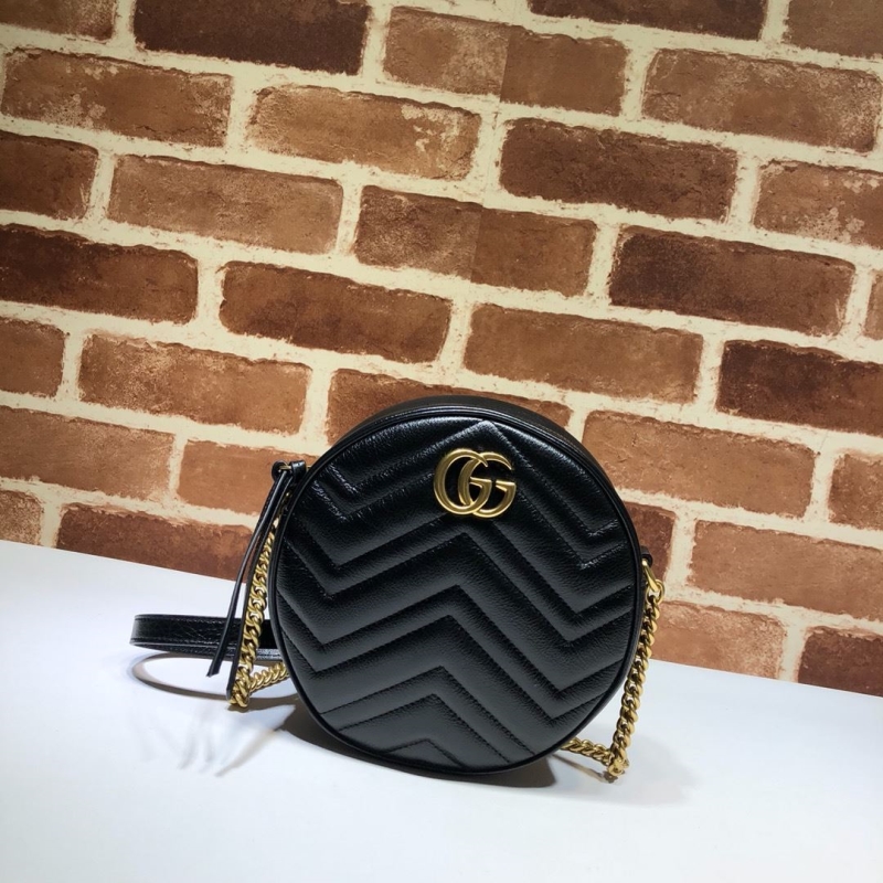 G*u*i round bags